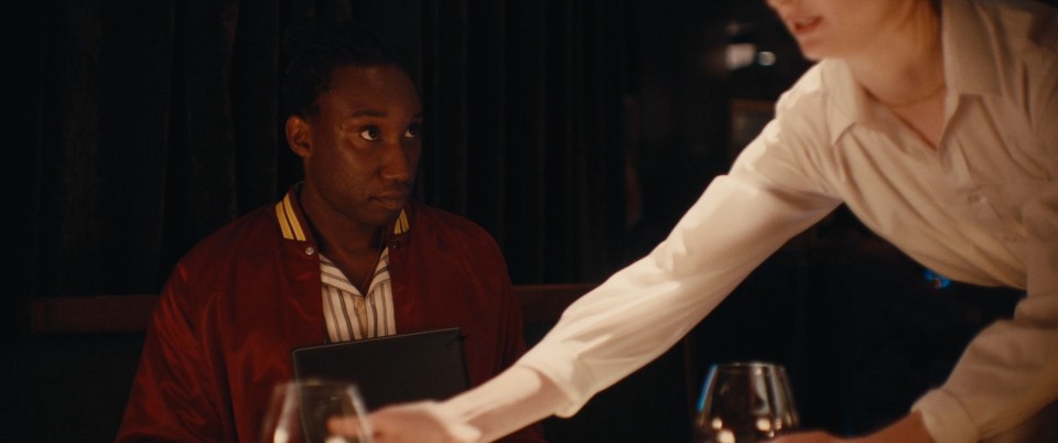 Femme.2023.Bluray.10-00_30_57-2024_08_03_18_00_33.jpg
