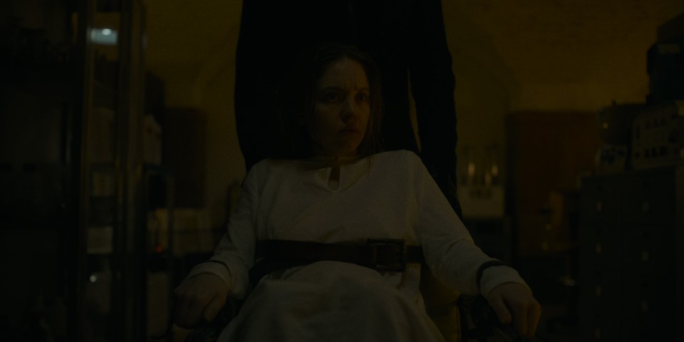 Immaculate.2024.Bluray.2160p.DTS-HDMA5.1.x265.10bit-CHD.mkv_20240807_090031.938.jpg