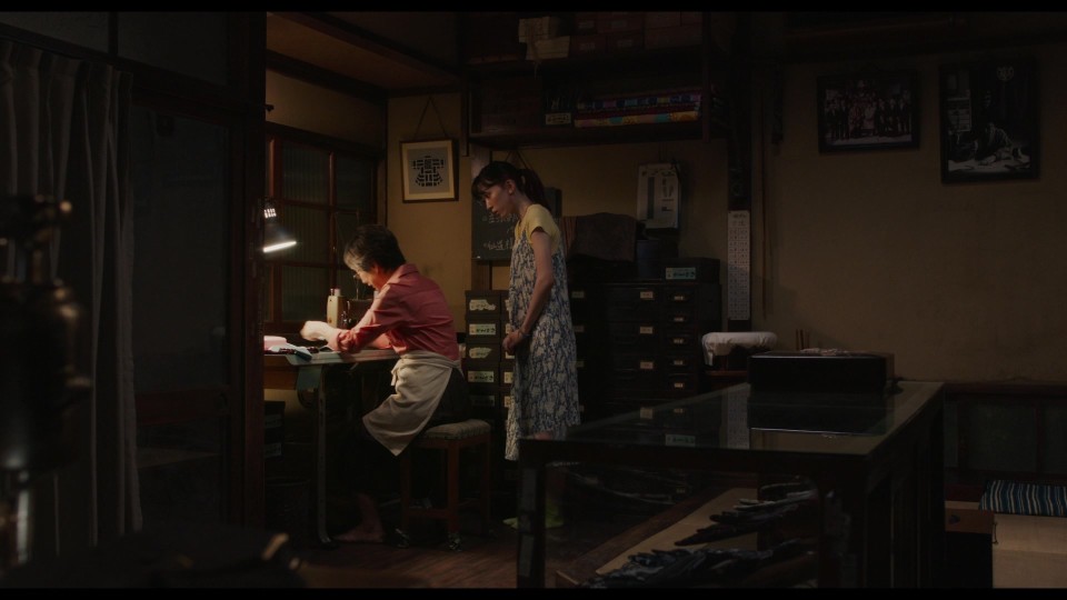 Mom.Is.That.You.2023.1080p.Bluray.REMUX.AVC.DTS-HDMA5.1-CHD.mkv_20240808_113700.844.jpg