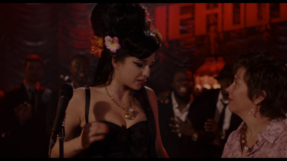 Back.to.Black.2024.2160p.UHD.Bluray.REMUX.HEVC.TrueHD7.1-CHD.mkv_20240814_150746.941.jpg