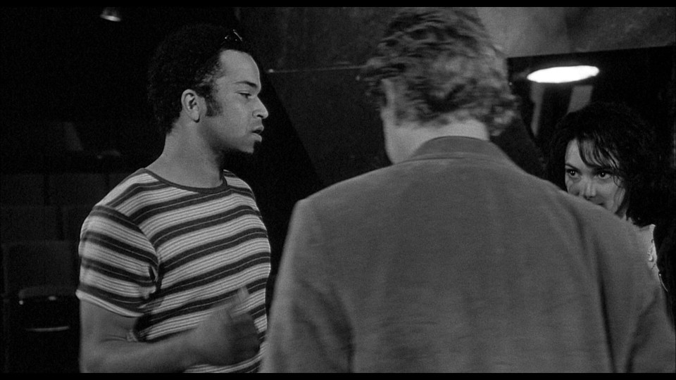 Celebrity.1998.1080p.BluRay.REMUX.AVC.DTS-HDMA2.0-CHD.mkv_20240904_102654.473.jpg