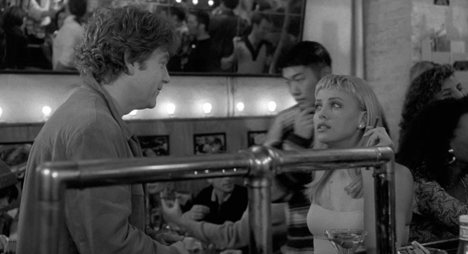 Celebrity.1998.BluRay.1080p.DTS-HDMA2.0.x264-CHD.mkv_20240904_105217.801.jpg