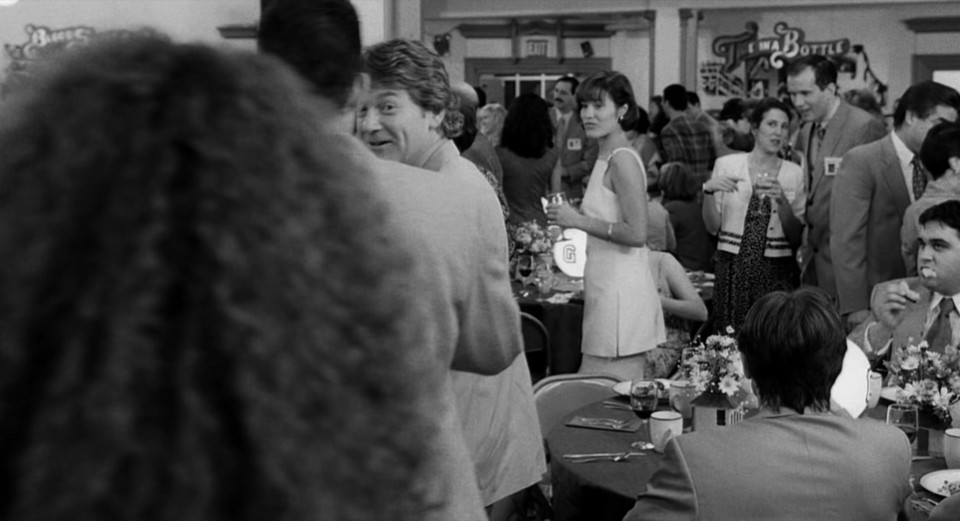 Celebrity.1998.BluRay.1080p.DTS-HDMA2.0.x264-CHD.mkv_20240904_105220.003.jpg