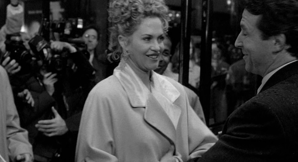 Celebrity.1998.BluRay.1080p.DTS-HDMA2.0.x264-CHD.mkv_20240904_105230.505.jpg