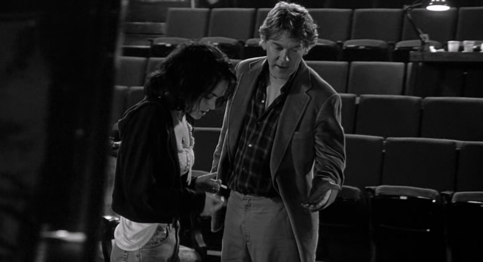Celebrity.1998.BluRay.1080p.DTS-HDMA2.0.x265.10bit-CHD.mkv_20240904_190119.597.jpg