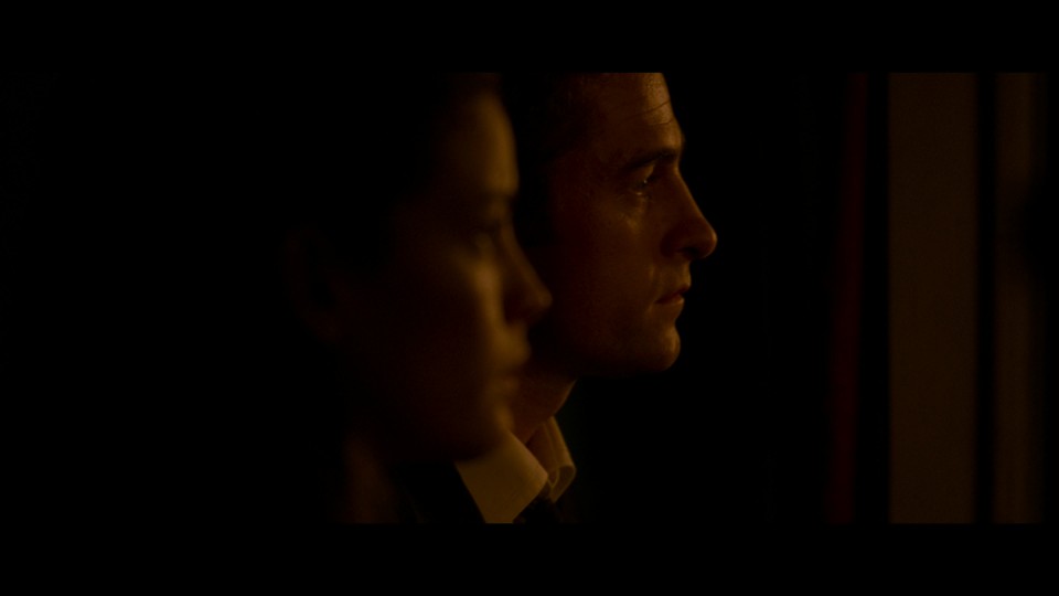 The.Strangers.2008.2160p.UHD.Bluray.REMUX.DoVi.HDR.HEVC.DTS-HDMA5.1-CHD.mkv_20240905_203311.414.jpg
