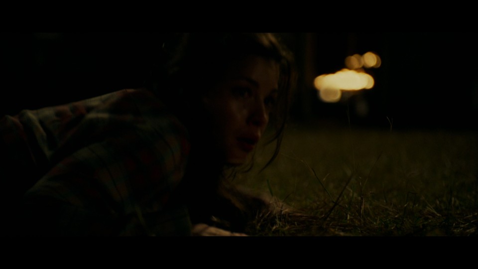The.Strangers.2008.2160p.UHD.Bluray.REMUX.DoVi.HDR.HEVC.DTS-HDMA5.1-CHD.mkv_20240905_203321.565.jpg