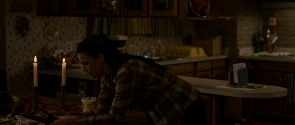 The.Strangers.2008.Bluray.2160p.DTS-HDMA5.1.DoVi.HDR.x265.10bit-CHD.mkv_20240906_080255.350.jpg
