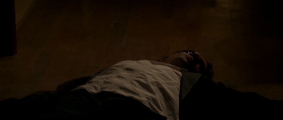 The.Strangers.2008.Bluray.2160p.DTS-HDMA5.1.DoVi.HDR.x265.10bit-CHD.mkv_20240906_080302.239.jpg