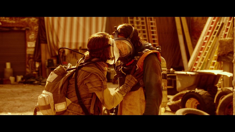 Breathe.2024.1080p.Bluray.REMUX.AVC.DTS-HDMA5.1-CHD.mkv_20240917_210836.132.jpg