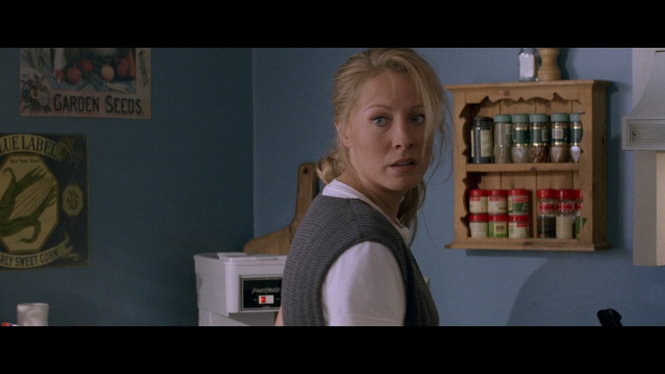 Village.of.the.Damned.1995.1080p.BluRay.REMUX.AVC.DTS-HDMA5.1-CHD.mkv_20240923_144505.589.jpg