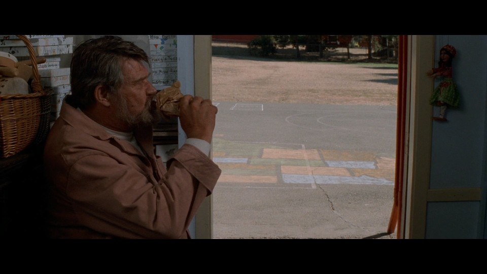 Village.of.the.Damned.1995.BluRay.1080p.iPad.AAC2.0.x264-CHDPAD.mp4_20240923_144150.070.jpg