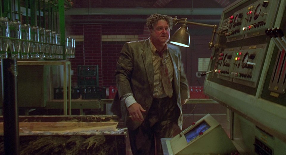 The.Borrowers.1997.Bluray.1080p.DTS-HDMA5.1.x264-CHD.mkv_20240927_183001.365.jpg