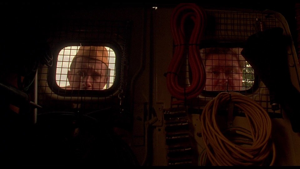 The.Borrowers.1997.Bluray.1080p.iPad.AAC2.0.x264-CHDPAD.mp4_20240927_182831.469.jpg