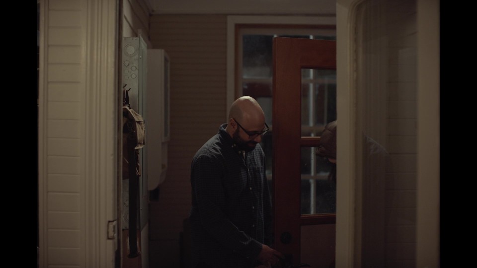 Sometimes.I.Think.About.Dying.2023.1080p.Bluray.REMUX.AVC.DTS-HDMA5.1-CHD.mkv_20241003_101358.551.jpg