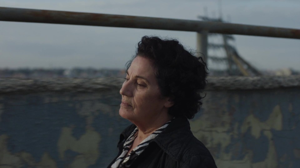 Crossing.2024.Bluray.1080p.iPad.AAC2.0.x264-CHDPAD.mp4_20241009_014350.724.jpg