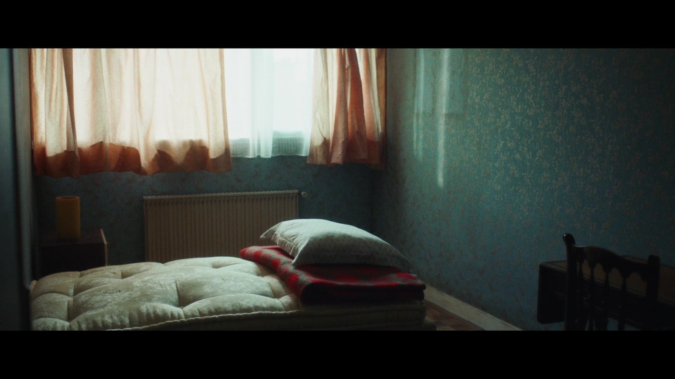 Le.Theoreme.de.Marguerite.2023.1080p.Bluray.REMUX.AVC.DTS-HDMA5.1-CHD.mkv_20241010_220429.315.jpg