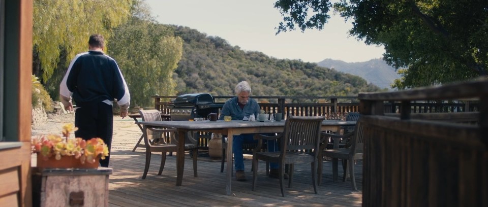 The.Hero.2017.Bluray.1080p.DTS-HDMA5.1.x264-CHD.mkv_20241109_044121.188.jpg