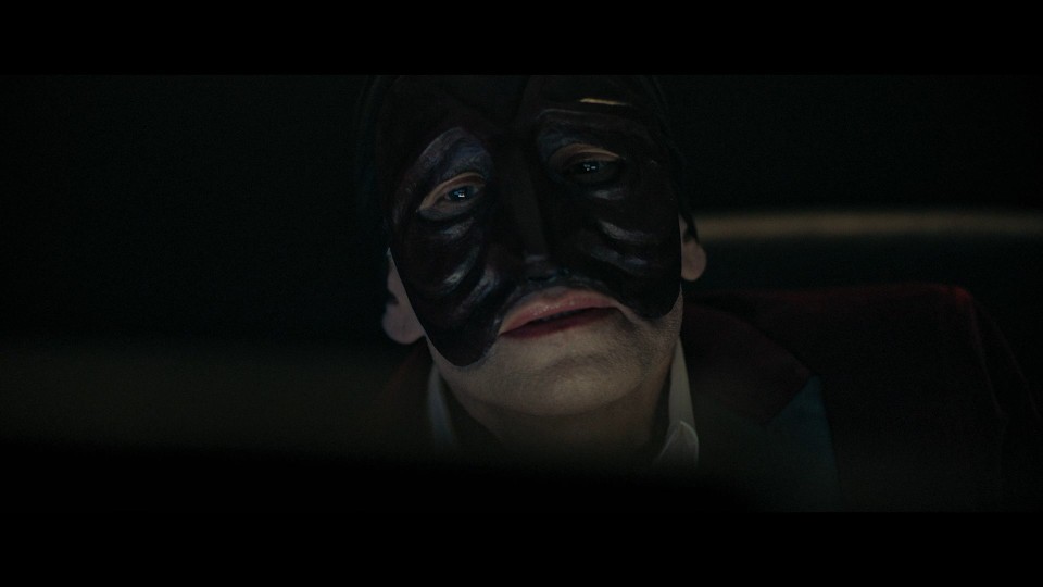 DarkGame.2024.1080p.Bluray.REMUX.AVC.DTS-HDMA5.1-CHD.mkv_20241119_225201.548.jpg