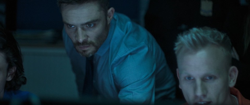 DarkGame.2024.Bluray.1080p.DTS-HDMA5.1.x265.10bit-CHD.mkv_20241120_091828.976.jpg