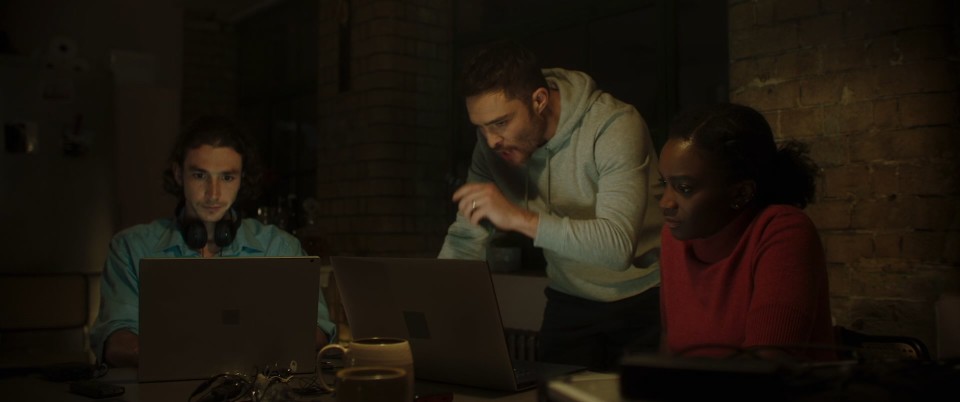 DarkGame.2024.Bluray.1080p.DTS-HDMA5.1.x265.10bit-CHD.mkv_20241120_091831.923.jpg