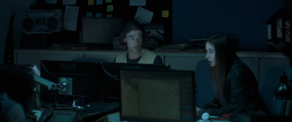 DarkGame.2024.Bluray.1080p.DTS-HDMA5.1.x265.10bit-CHD.mkv_20241120_091834.485.jpg