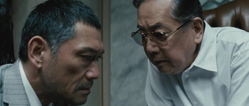Outrage.2010.Blyray.1080p.DTS-HDMA5.1.x264-CHD.mkv_20241124_121733.689.jpg