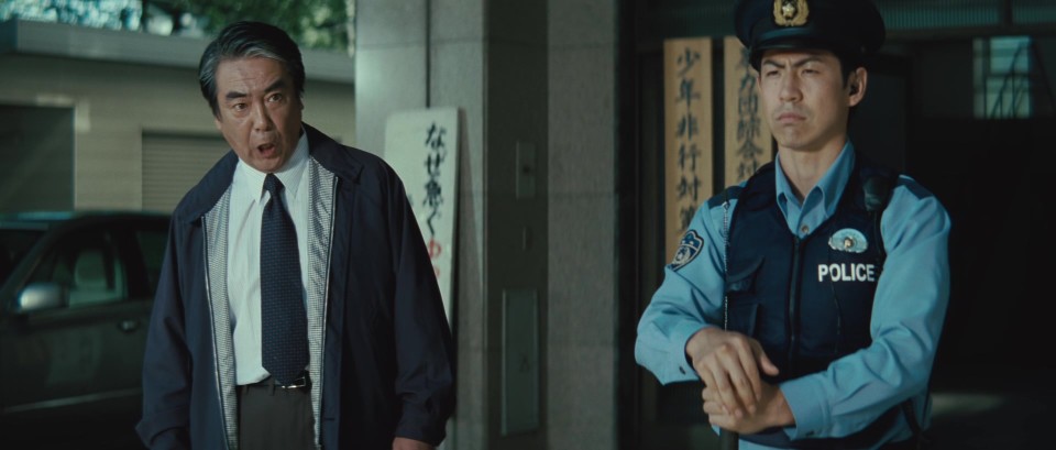 Outrage.2010.Blyray.1080p.DTS-HDMA5.1.x264-CHD.mkv_20241124_121735.185.jpg