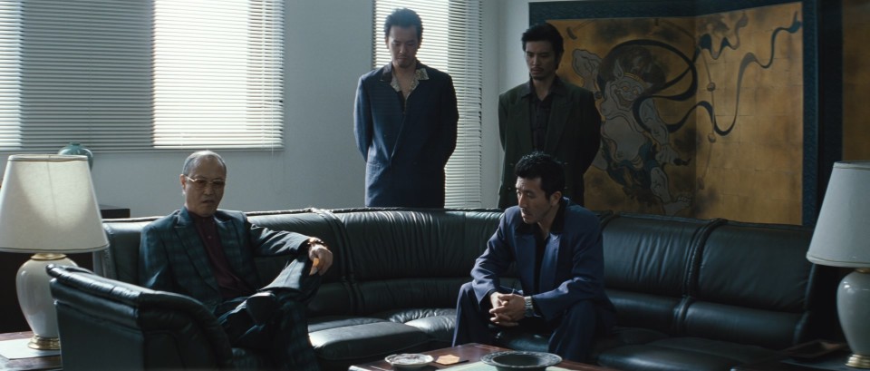 Outrage.2010.Blyray.1080p.DTS-HDMA5.1.x265.10bit-CHD.mkv_20241124_122011.377.jpg