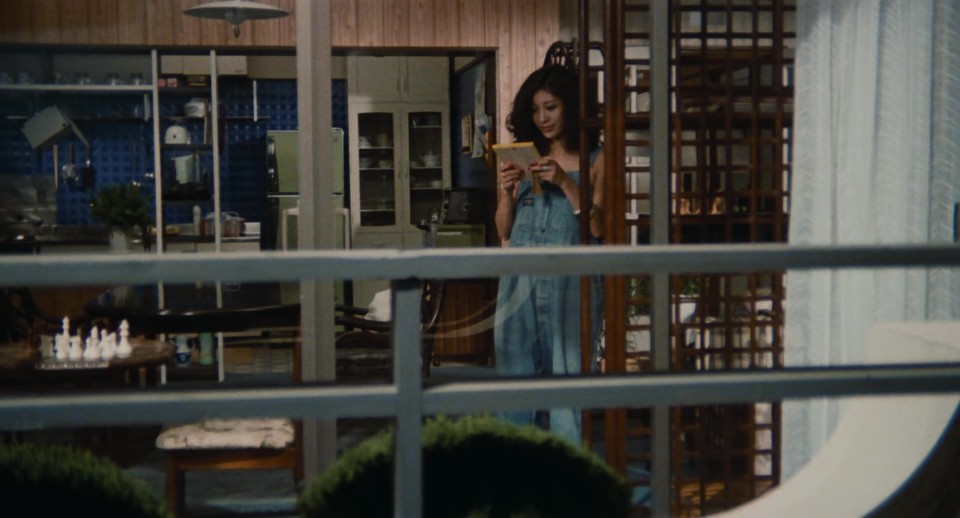 Sailor.Suit.and.Machine.Gun.1981.Bluray.1080p.DTS-HDMA5.1.x264-CHD.mkv_20241126_231115.728.jpg