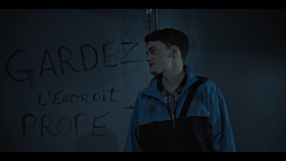 World.Ends.at.Camp.Z.2021.Bluray.1080p.iPad.AAC2.0.x264-CHDPAD.mp4_20241126_121217.989.jpg