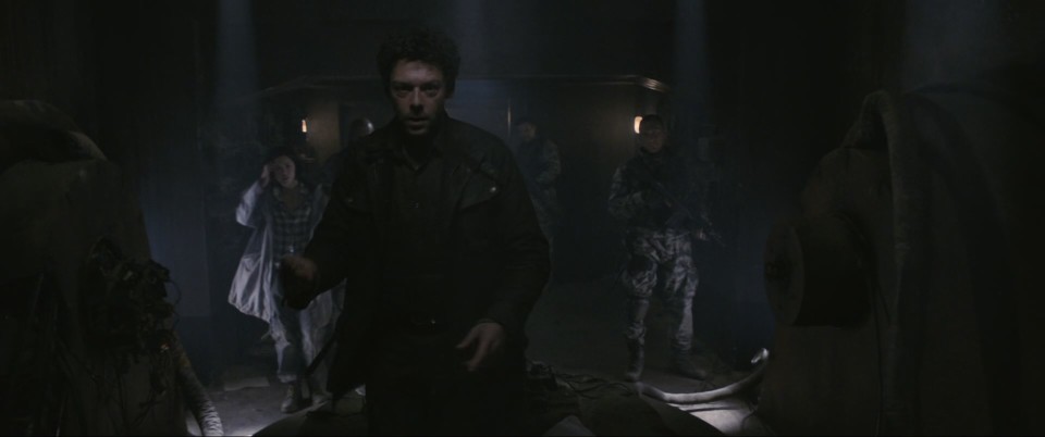 Outpost.II.Black.Sun.2012.Bluray.1080p.TrueHD5.1.x265.10bit-CHD.mkv_20241203_223610.414.jpg