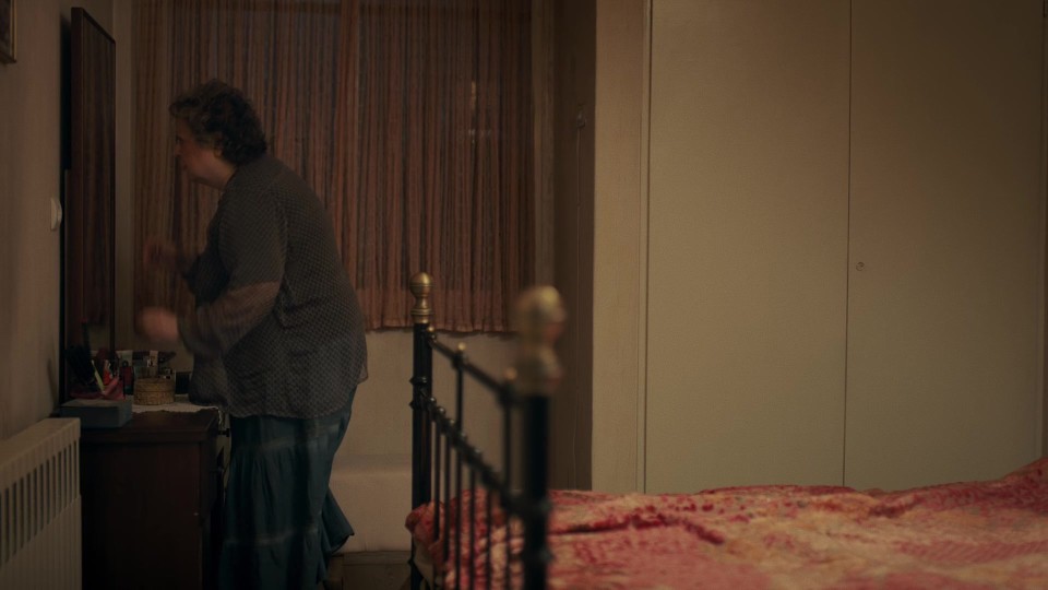 Keyke.mahboobe.man.2024.Bluray.1080p.DTS-HDMA5.1.x264-CHD.mkv_20241206_180828.588.jpg