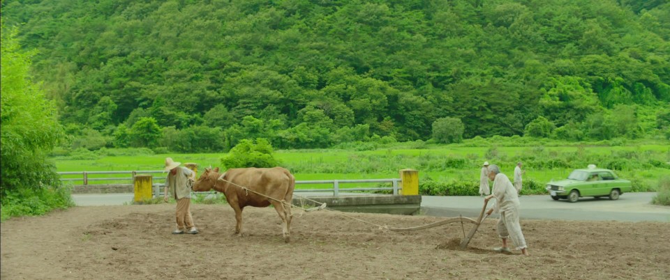 Taeksi.Woonjunsa.2017.Bluray.1080p.TrueHD5.1.x264-CHD.mkv_20241206_232009.067.jpg
