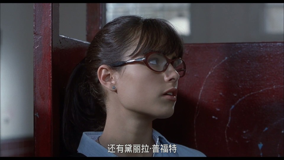 The.Faculty.1998.Bluray.1080p.iPad.AAC2.0.x264-CHDPAD.mp4_20241213_151510.768.jpg