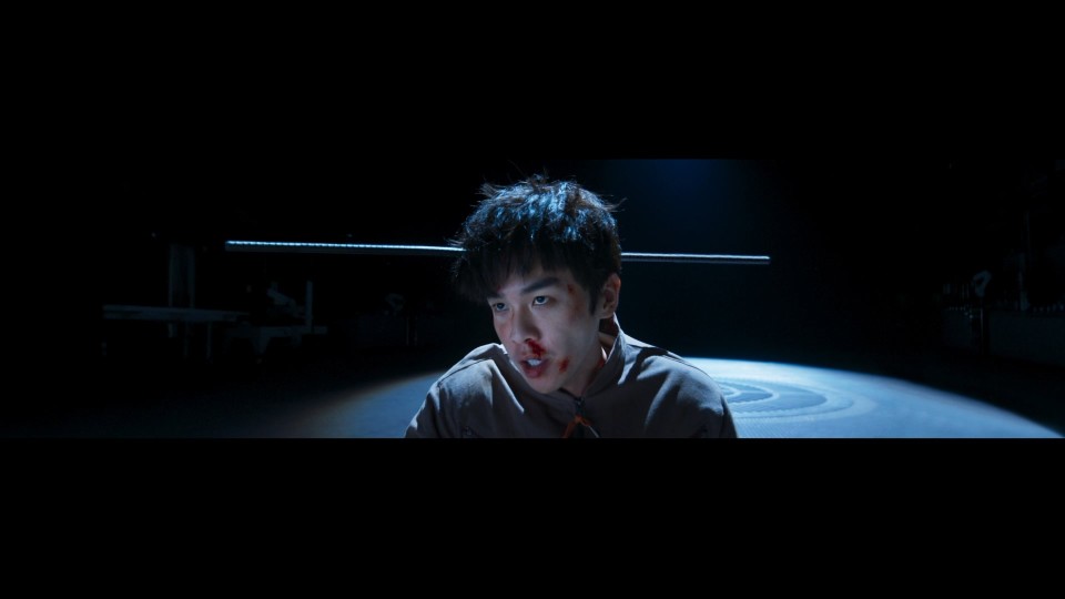 Evacuate.from.the.21st.Century.2024.1080p.Bluray.REMUX.AVC.DTS-HDMA5.1-CHD.mkv_20250422_182118.716.jpg