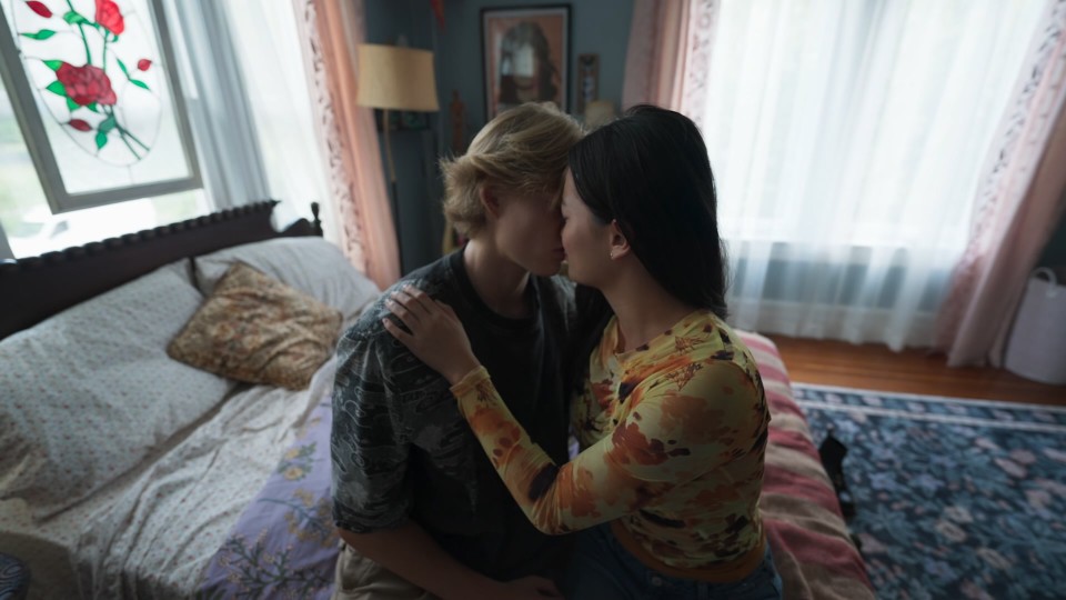Presence.2024.Bluray.1080p.TrueHD7.1.x265.10bit-CHD.mkv_20250526_093214.909.jpg