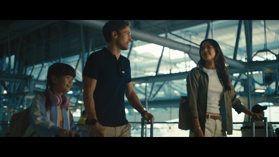 Home.Sweet.Home.Rebirth.2025.1080p.Bluray.REMUX.AVC.DTS-HDMA5.1-CHD.mkv_20250529_063245.533.jpg