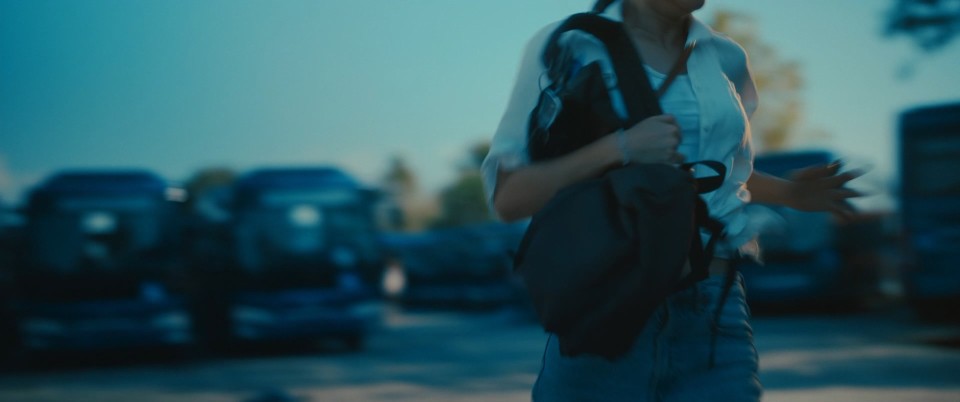 Home.Sweet.Home.Rebirth.2025.Bluray.1080p.DTS-HDMA5.1.x264-CHD.mkv_20250529_063312.527.jpg