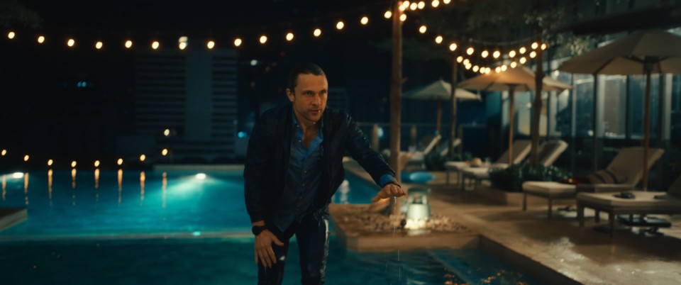 Home.Sweet.Home.Rebirth.2025.Bluray.1080p.DTS-HDMA5.1.x265.10bit-CHD.mkv_20250529_063348.074.jpg