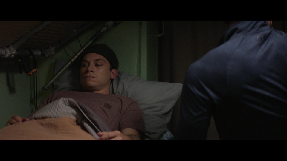 Last.Breath.2025.1080p.BluRay.REMUX.AVC.TrueHD5.1-CHD.mkv_20250622_203400.885.jpg
