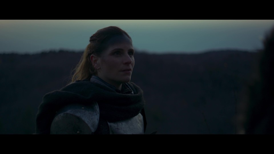 A.Knights.War.2025.1080p.BluRay.REMUX.AVC.DD5.1-CHD.mkv_20250624_091208.306.jpg
