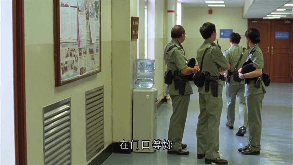 Crazy.n.the.City.2005.Bluray.1080p.iPad.AAC2.0.x264-CHDPAD.mp4_20250627_224556.269.jpg