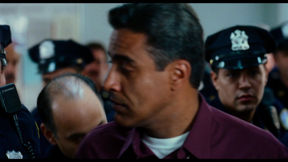 World.Trade.Center.2006.1080p.Bluray.REMUX.AVC.DTS-HDMA5.1-CHD.mkv_20250810_203132.477.jpg