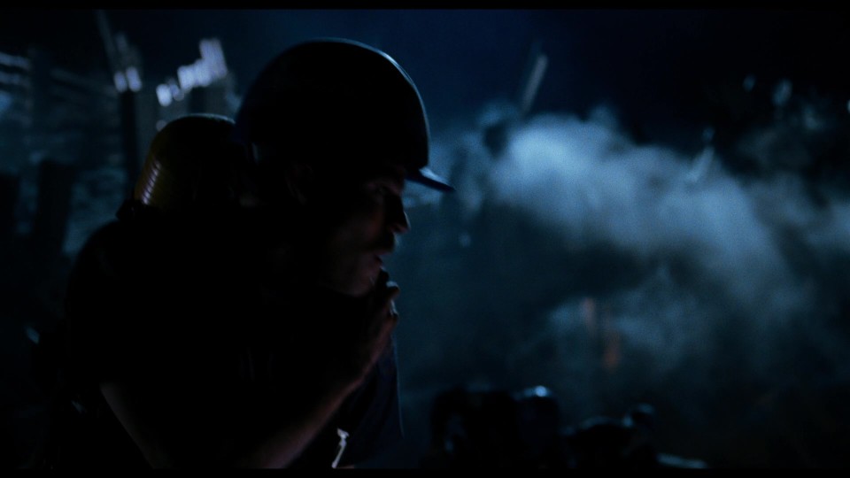 World.Trade.Center.2006.1080p.Bluray.REMUX.AVC.DTS-HDMA5.1-CHD.mkv_20250810_203142.170.jpg
