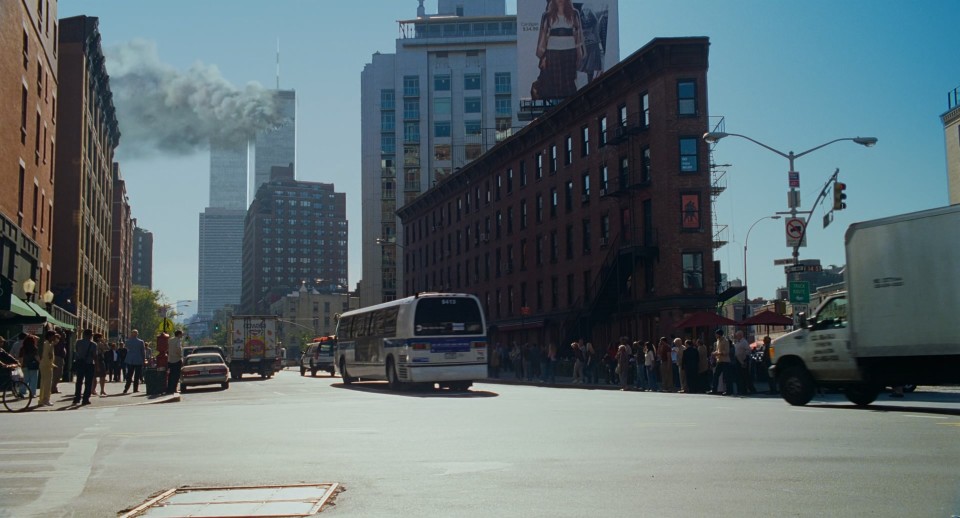 World.Trade.Center.2006.Bluray.1080p.DTS-HDMA5.1.x265.10bit-CHD.mkv_20250810_210738.666.jpg