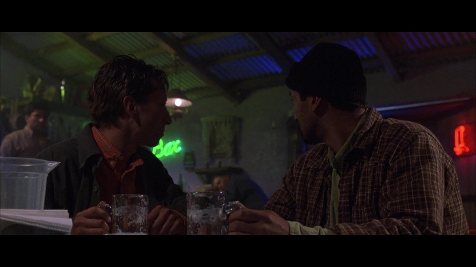 Vampires.Los.Muertos.2002.Bluray.1080p.iPad.AAC2.0.x264-CHDPAD.mp4_20250924_072732.131.jpg